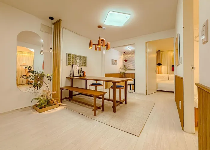 Yeoksam, Gangnam, Coex Starfield, Jamsil 20 Minutes, Itaewon 30 Minutes, Gangnam Plastic Surgery ソウル特別市